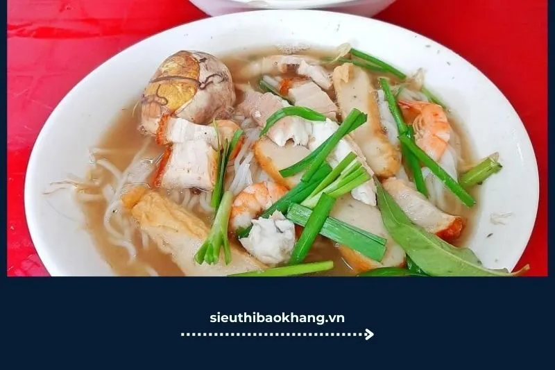 Bún mắm Sài Gòn Sáu Kèn