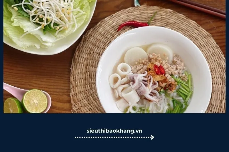 Hủ Tiếu Mực Cô Út Miền Tây